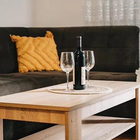 Apartman Valerija Doboj Exteriör bild