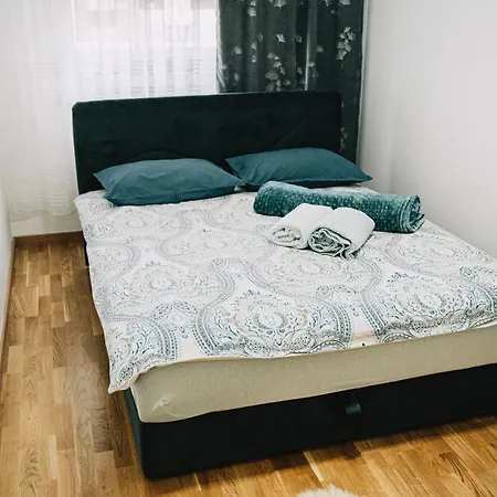 Apartman Valerija Doboj Exteriör bild
