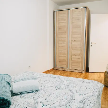 Apartman Valerija Doboj Exteriör bild