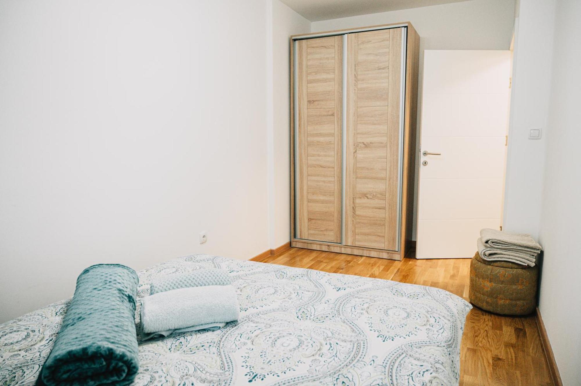 Valerija Apartment *